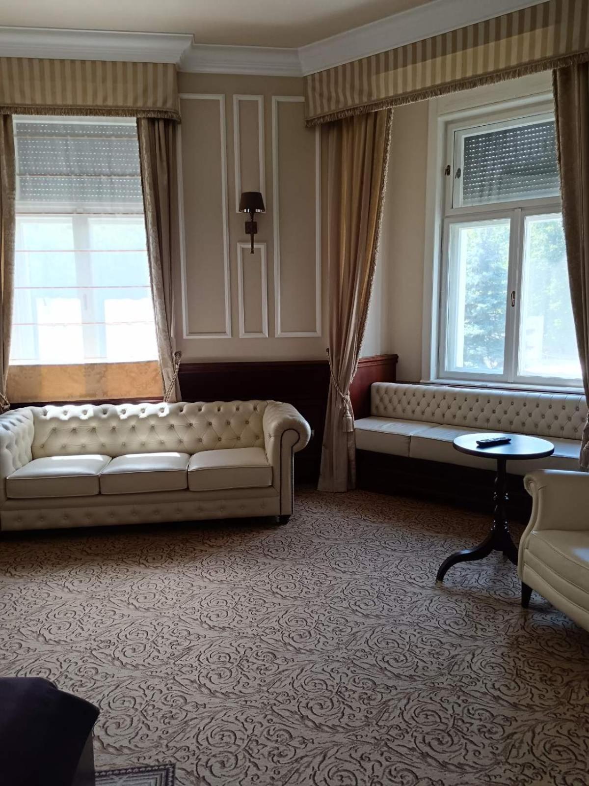 Thanhoffer - Horthy Villa ชิโอฟก ภายนอก รูปภาพ