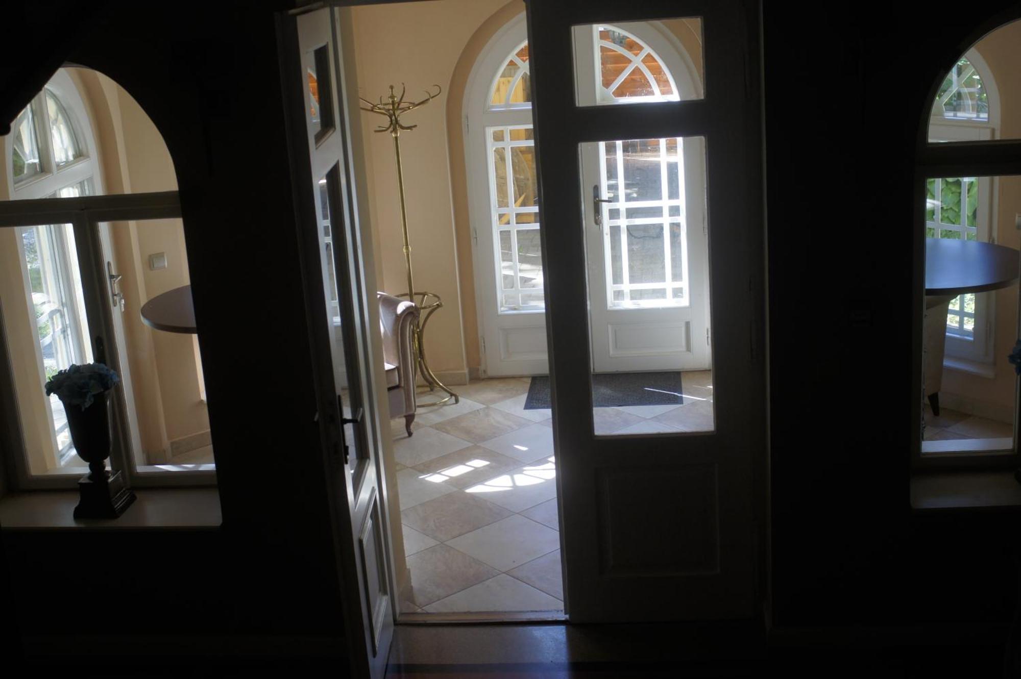 Thanhoffer - Horthy Villa ชิโอฟก ภายนอก รูปภาพ